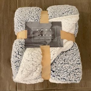 Home Collection Throw Sherpa Throw Blanket